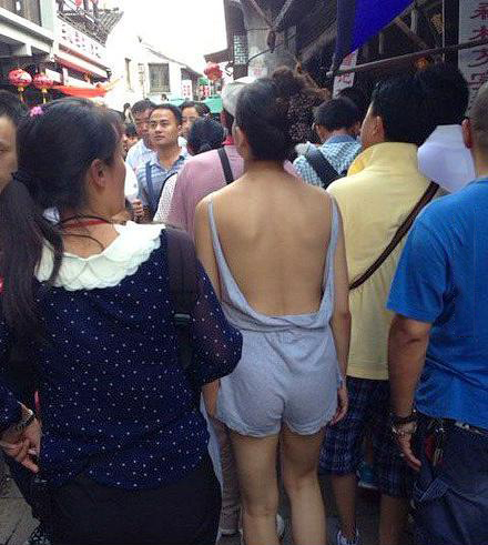 最囧游戏谁是男扮女装(最囧游戏谁是男扮女装的)